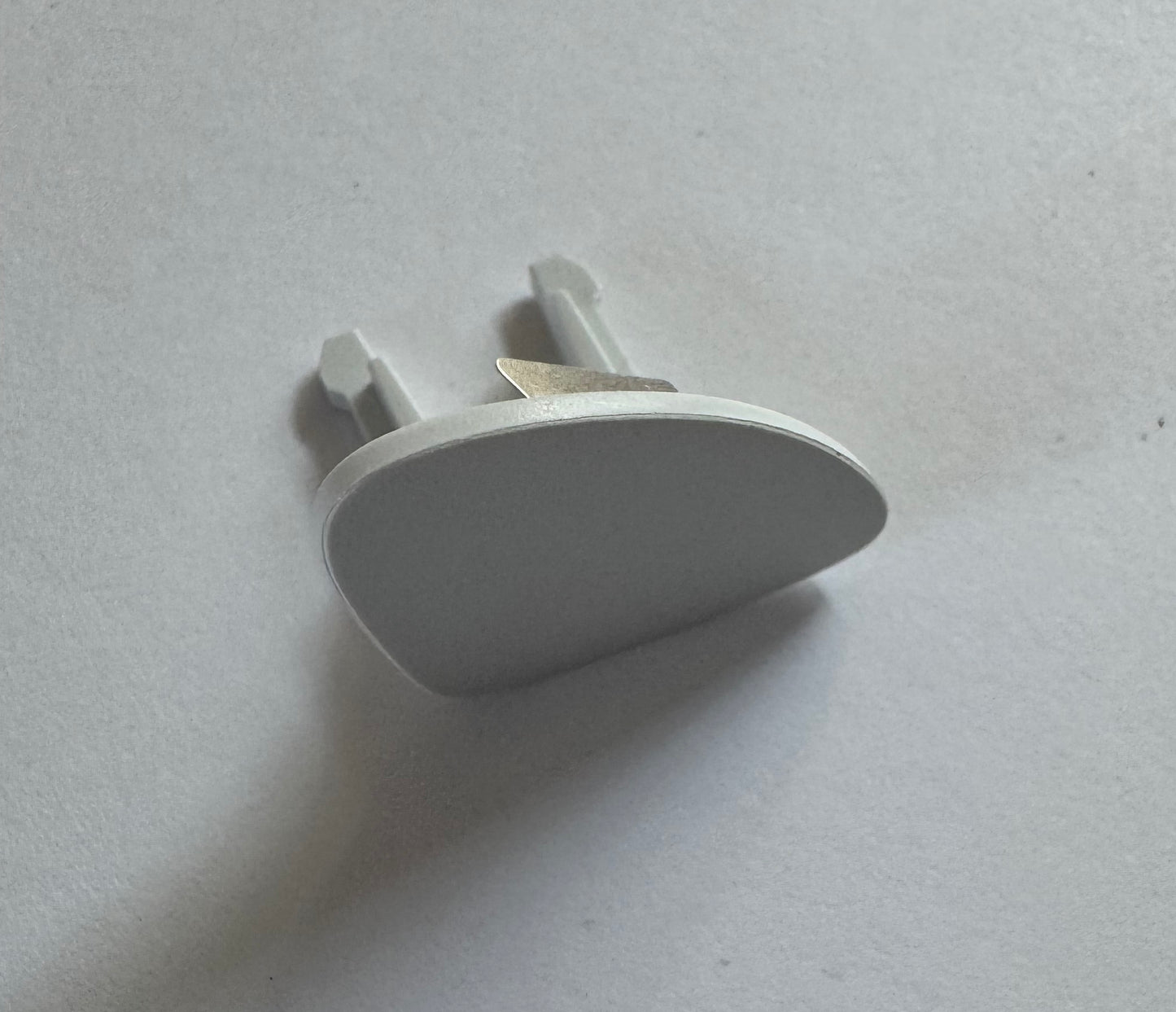 Bernina 3 series thread cutter # 033041.70.00