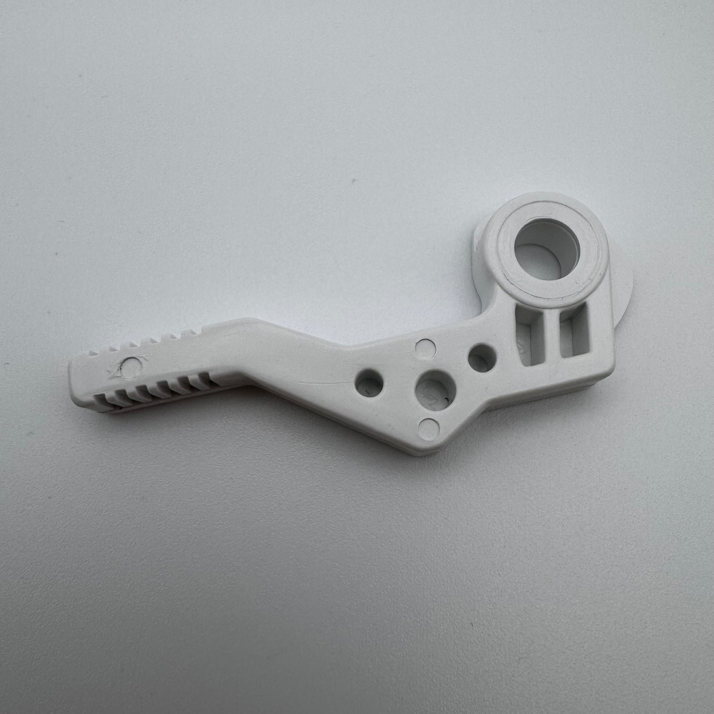 PRESSER FOOT LIFTER 1122 1132 1142 - 416035101