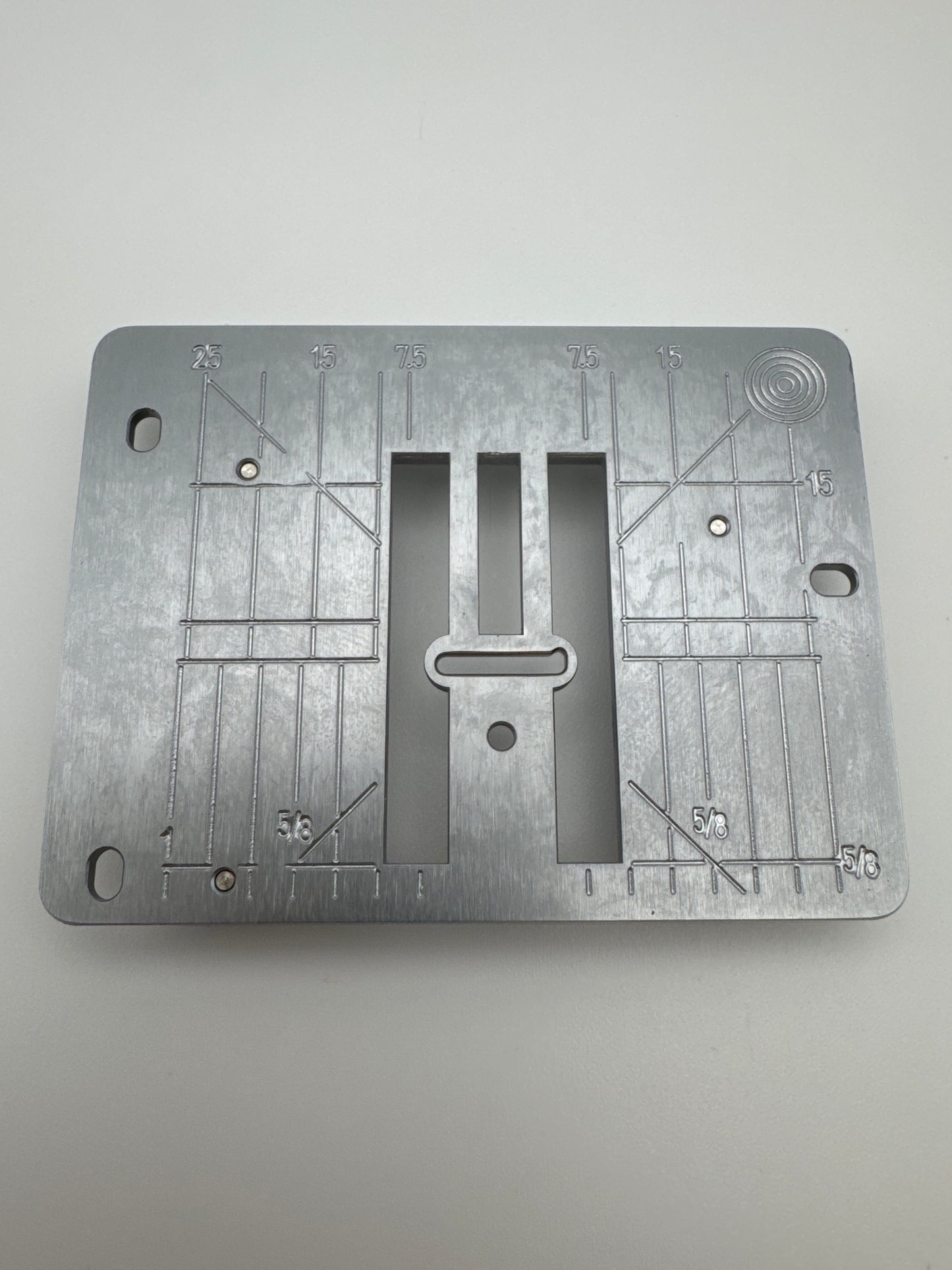 Straight- and CutWork Stitch Plate - 0340197007