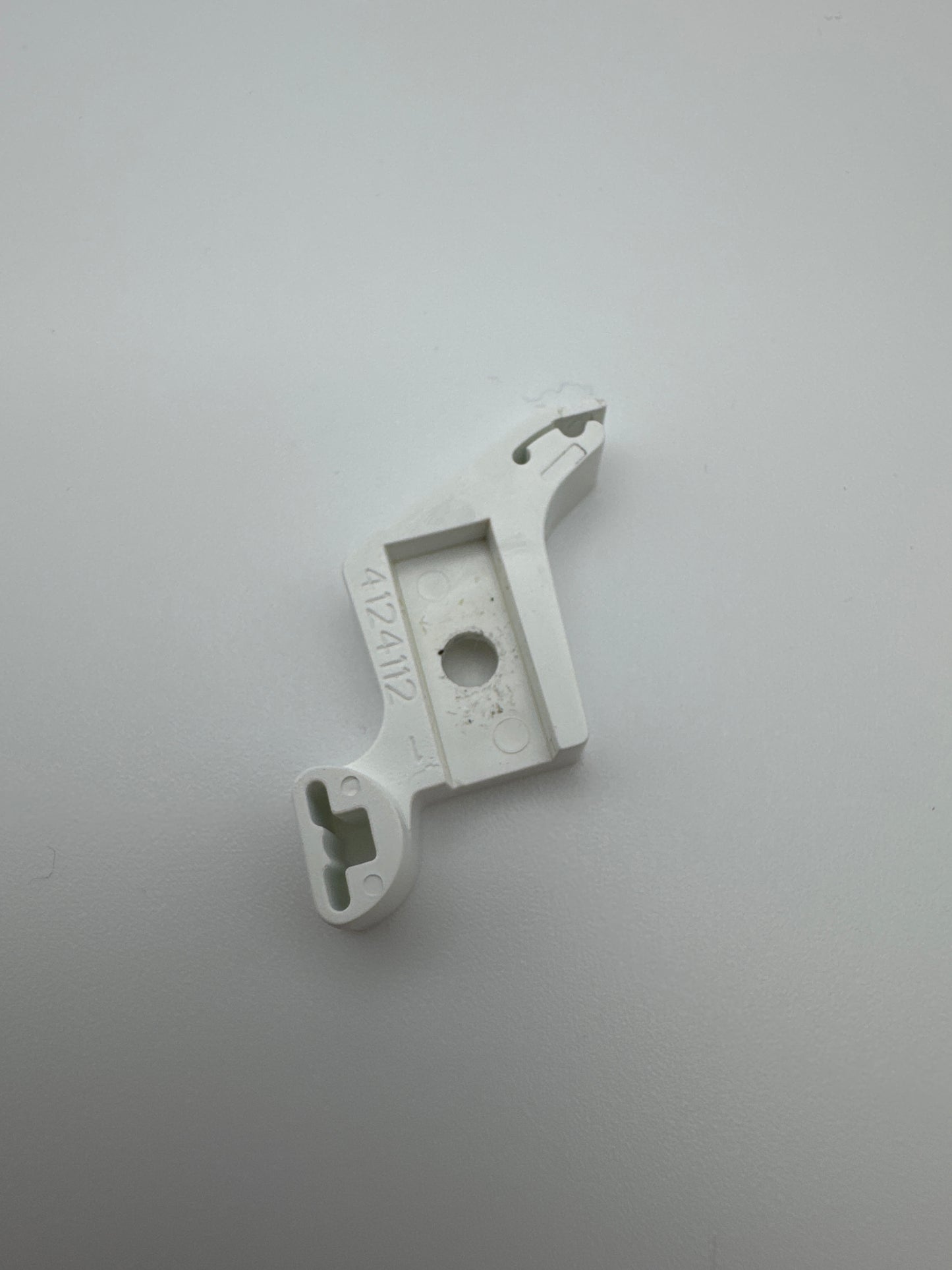 HOLDER, PRESSERFOOT #412411201