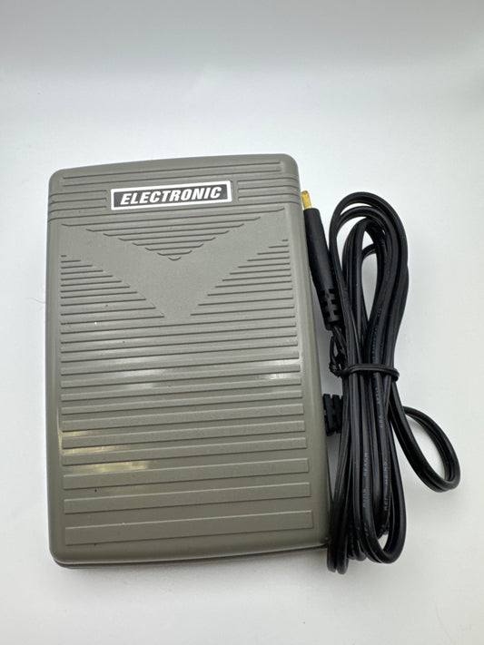 Foot Control (110/250V), Viking - 412314101G