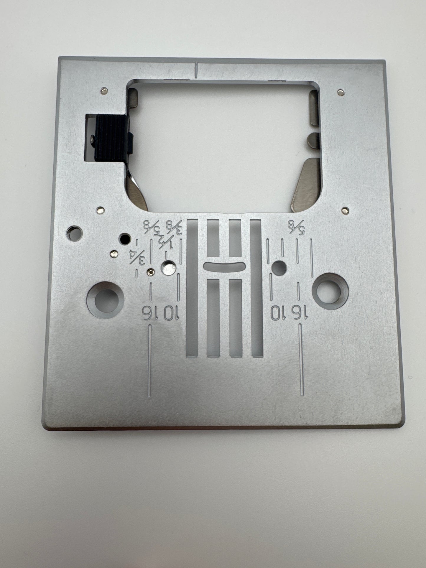 NEEDLE PLATE - Pn# 270087106