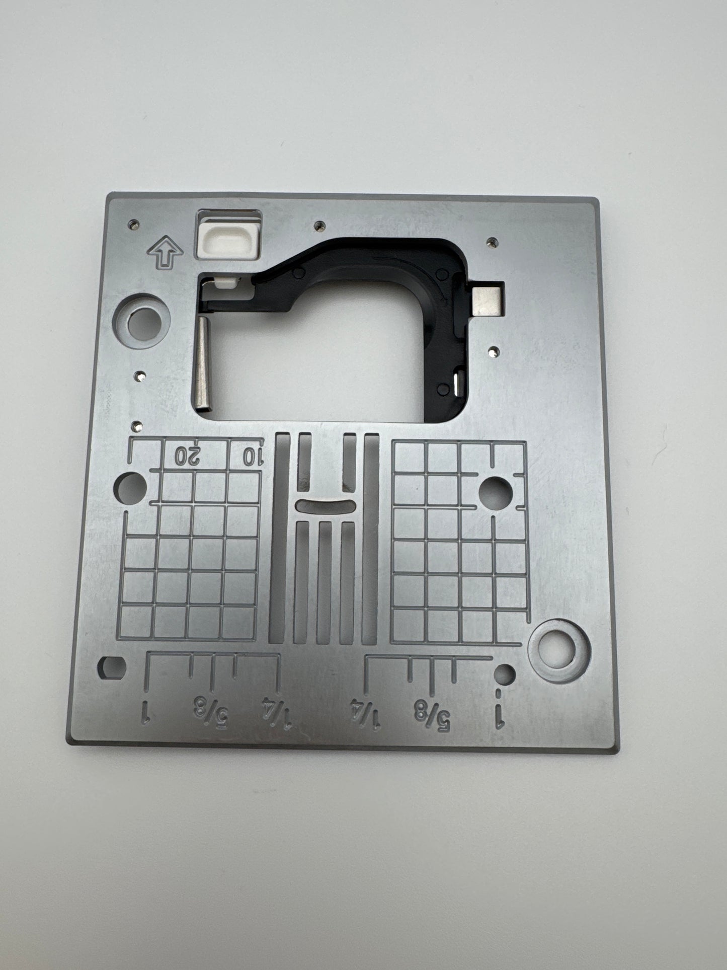 JUKI HZL-G210 NEEDLE PLATE  -  40111549