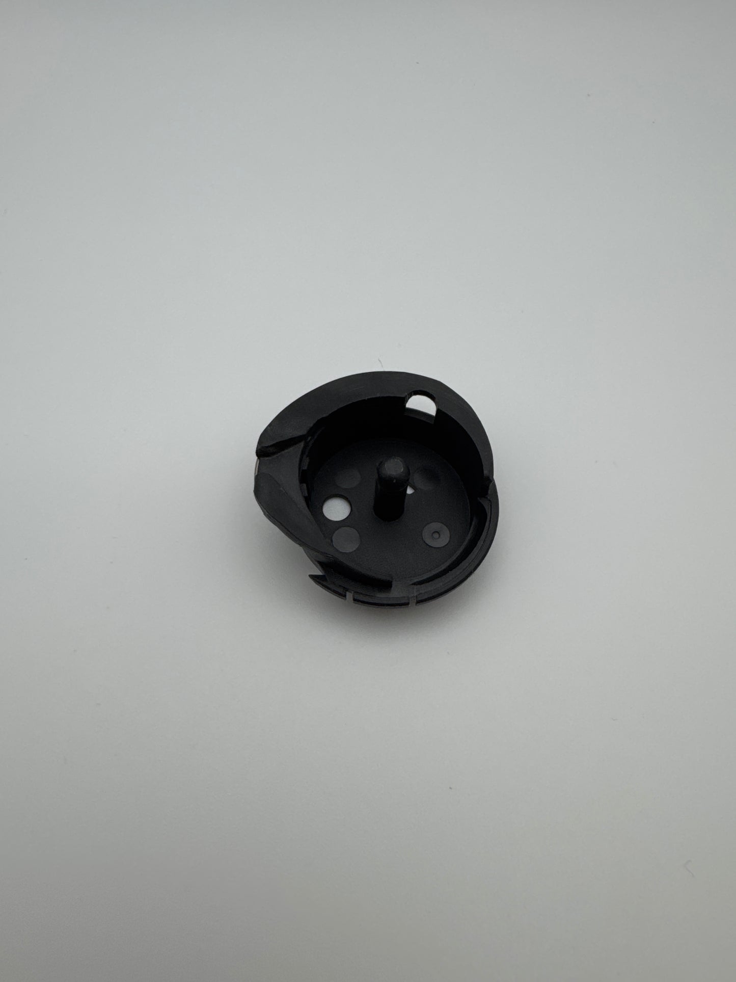 PFAFF BOBBIN CASE BRACKET CPL (2058, 2144, 2170) - 412748001