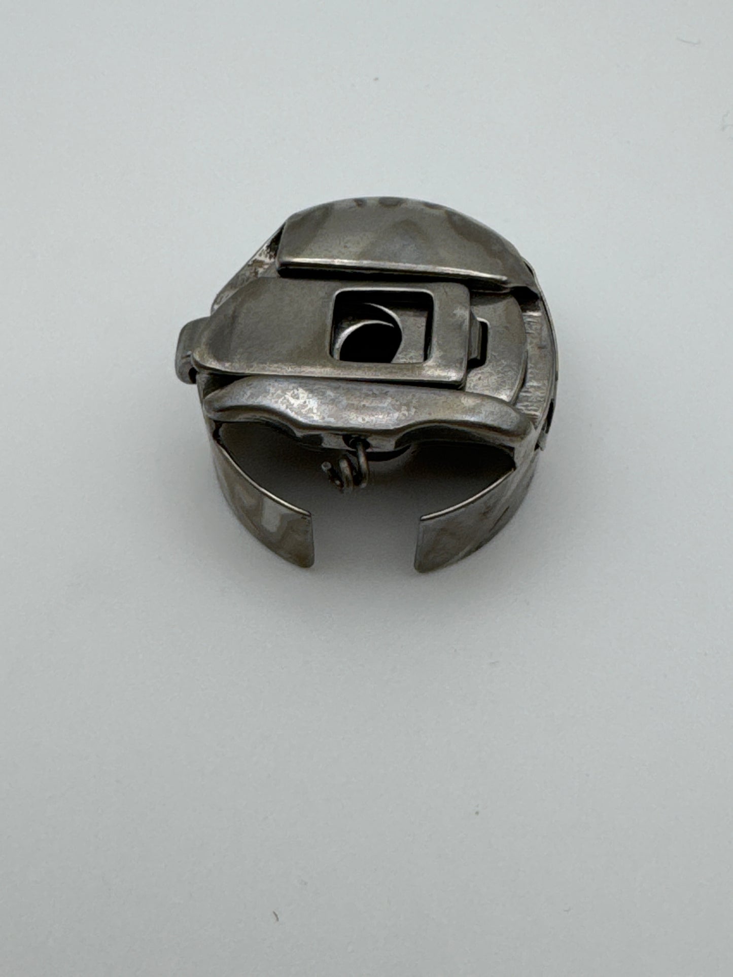 Bobbin Case, Singer - 541678