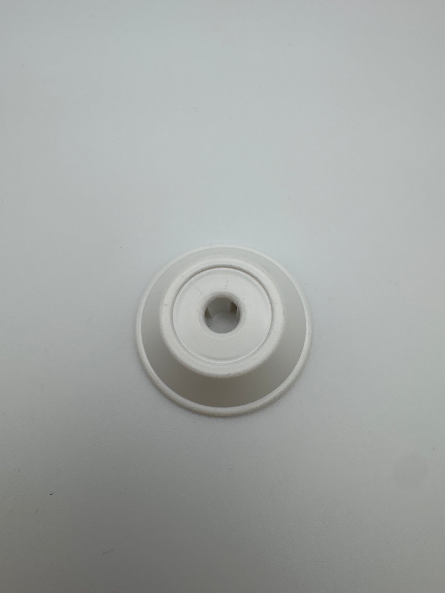 SPOOL PIN CAP BL097 -097-79070