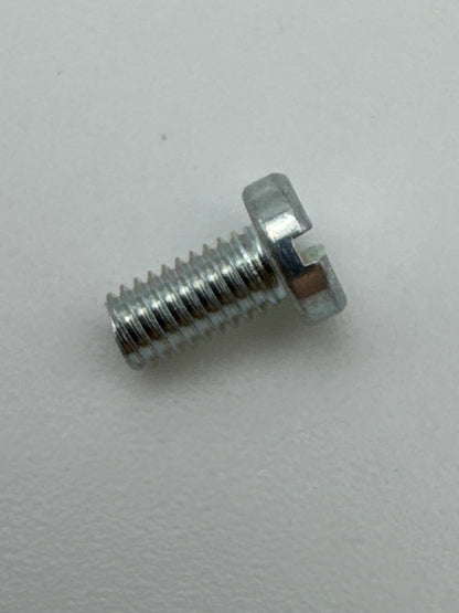 NEEDLE CLAMP SCREW BLE1 NEW - SM3006HY3K