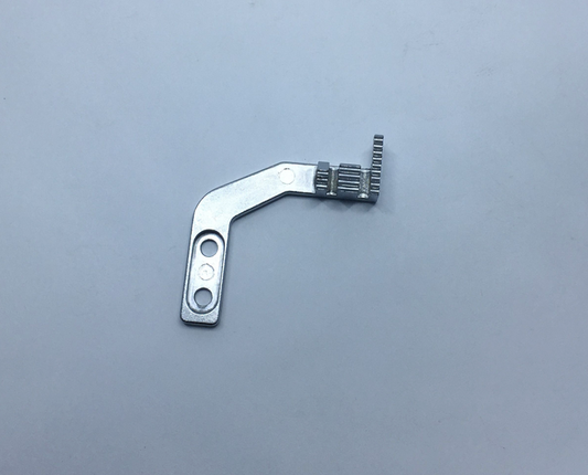 416369901 Feed Dog (Rear)