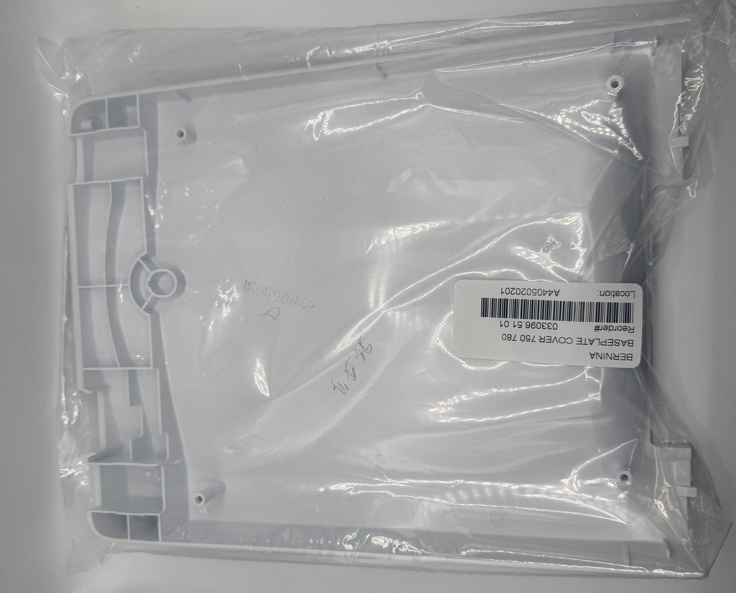 Bernina B770 Base Plate Cover #0330965101