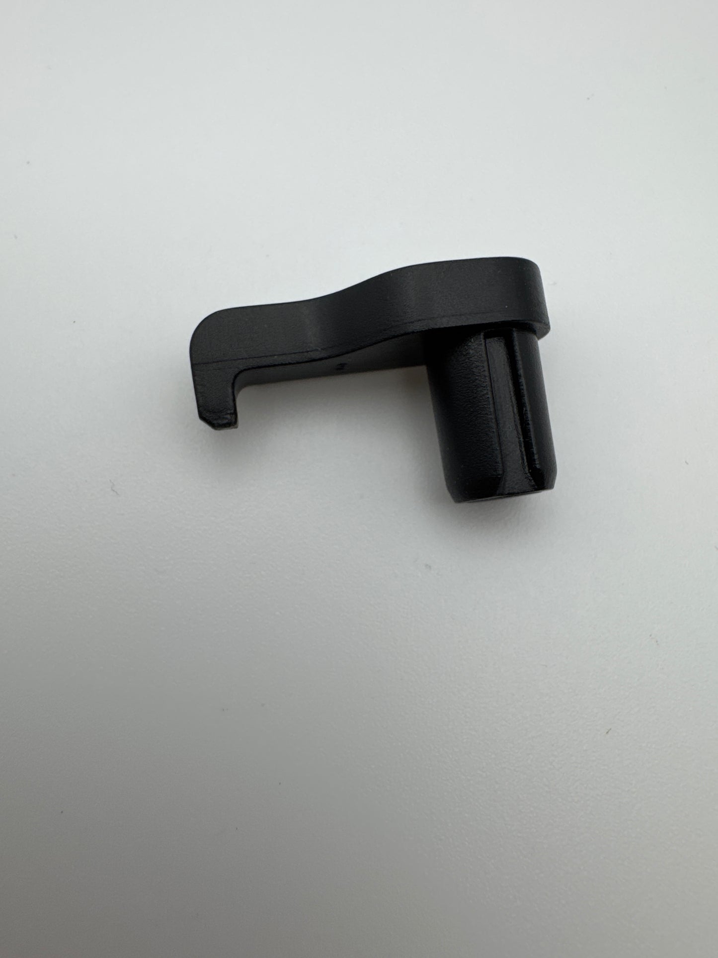 CATCH, LOCKING LEVER DES. SE - 412774801