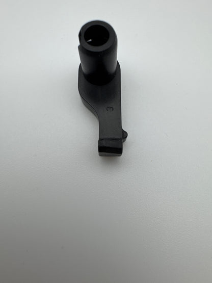 CATCH, LOCKING LEVER DES. SE - 412774801