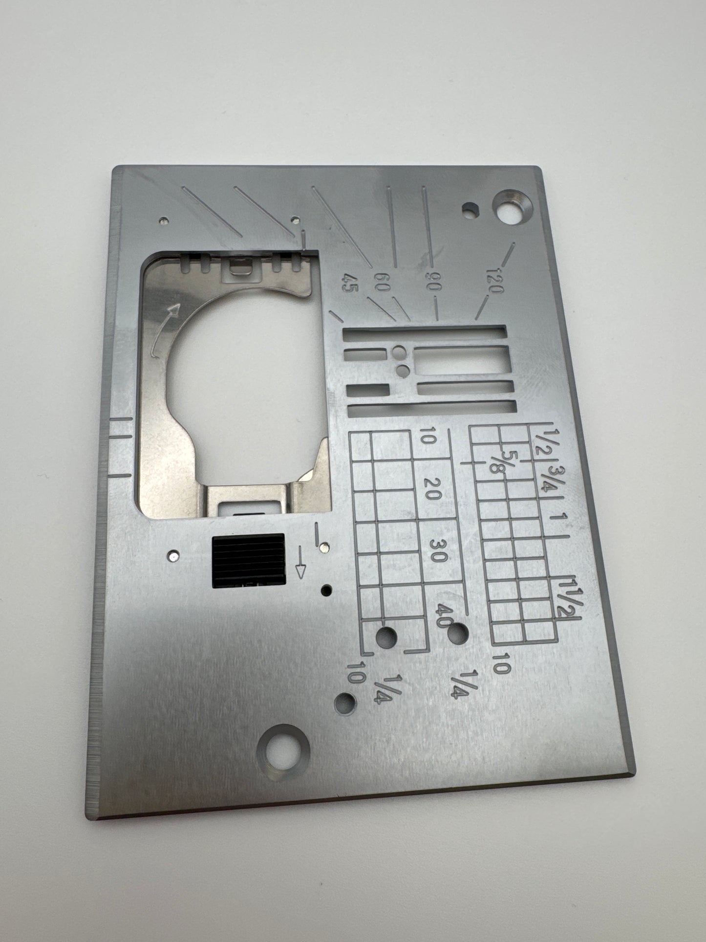 Needle plate SS for EL740 - 860405010